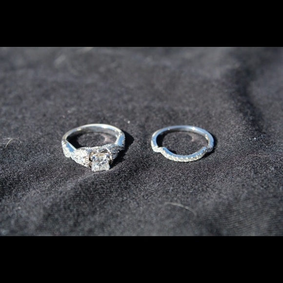 Ring - Picture 9 of 13